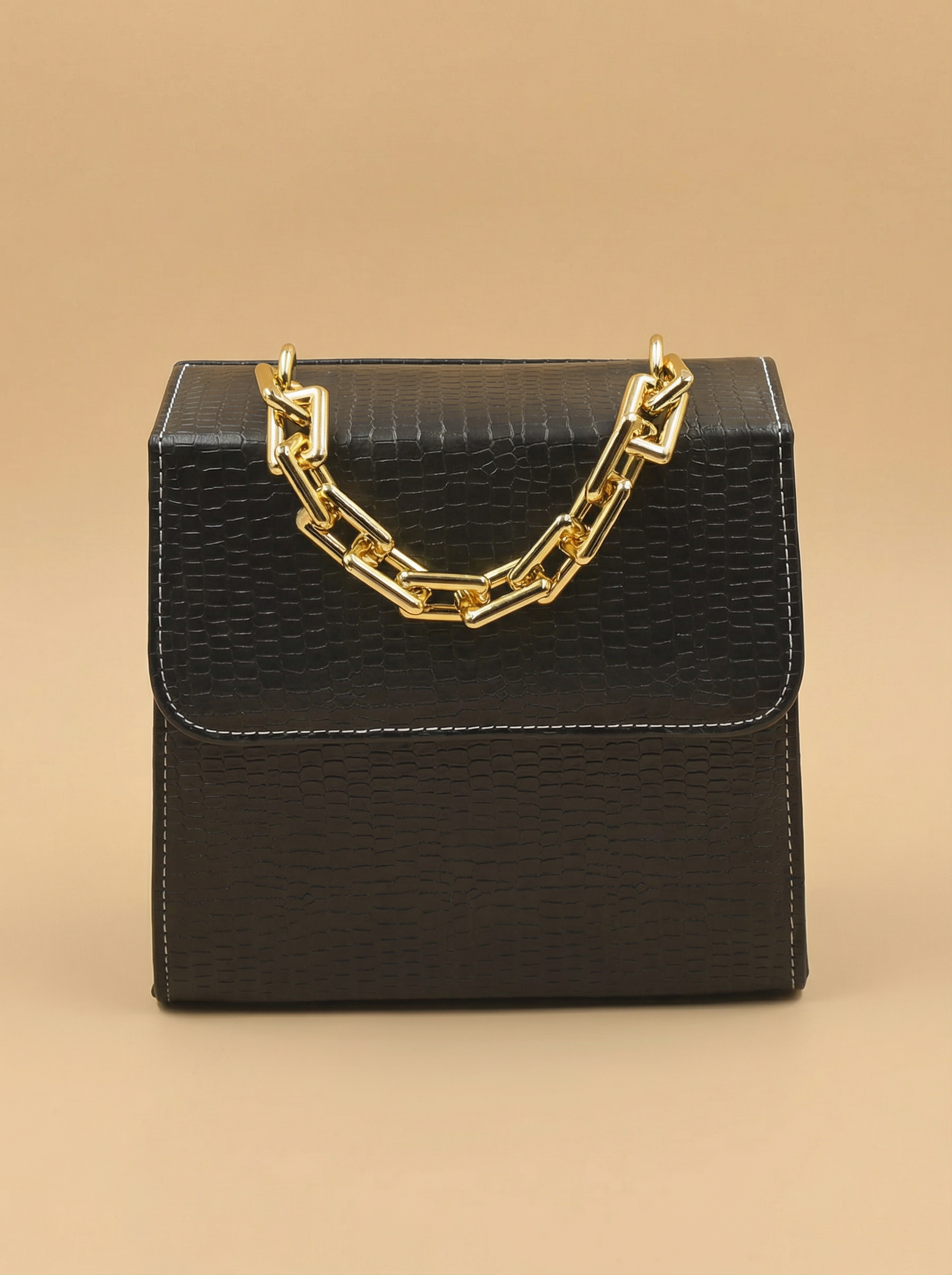 Clasique Handbag - Black