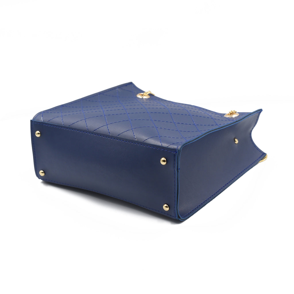 Regalia long chain crossbody Bag