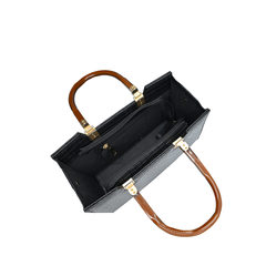 Atek - Cross Body Bag - Black