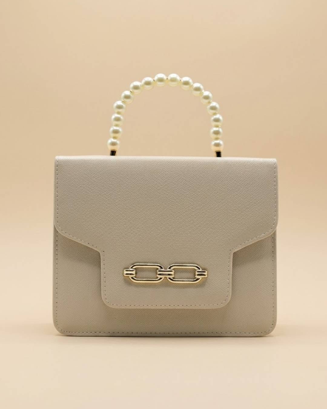 Lustre Pearl Tote – Elegant Beige Handbag with Pearl Handle