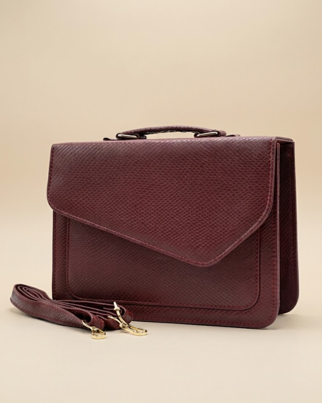 Reglan Crossbody Bag - Maroon